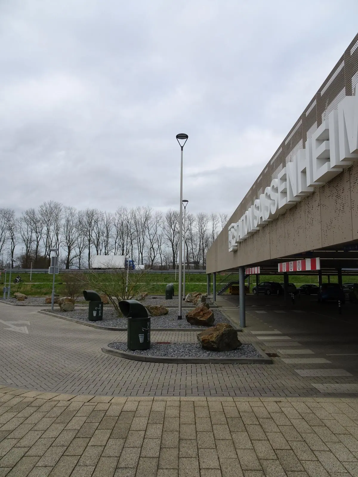 Lang · Sassenheim